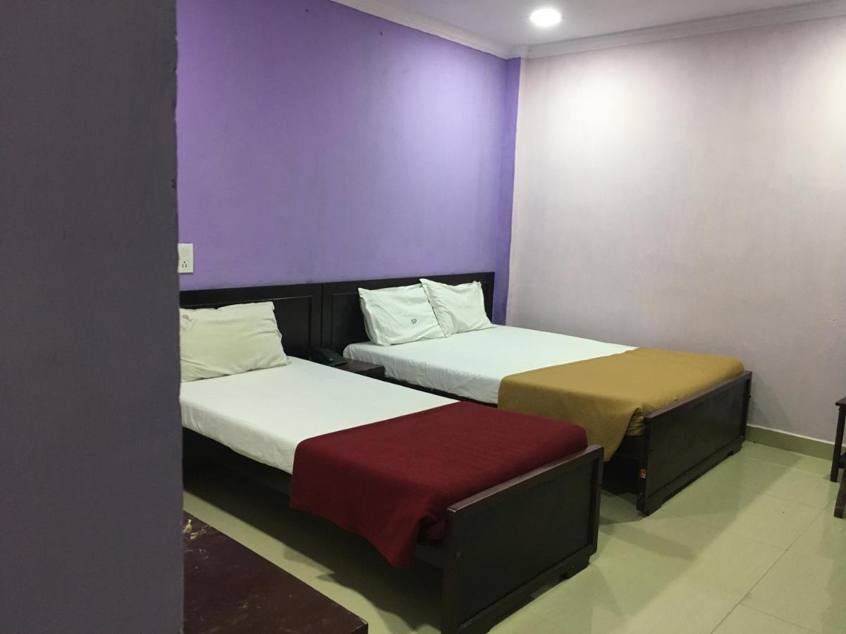 Delmon Residency Hotel Madras Buitenkant foto